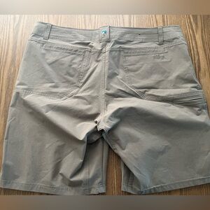 Kuhl Men's Tan Cargo Shorts size 42